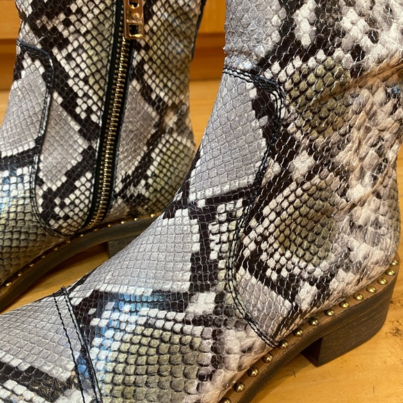 Zadig & Voltaire Wild Empress Ankle Boots - Picture 2 of 4